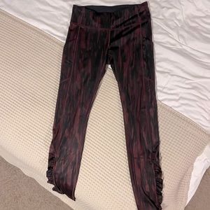Lululemon Speed Tight. Size 6
